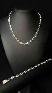Emerald-Cut Green Gemstone Tennis Necklace – A Luxe Touch of Elegance