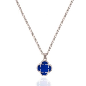 Onyx Clover Blue Stone Pendant (Silver)