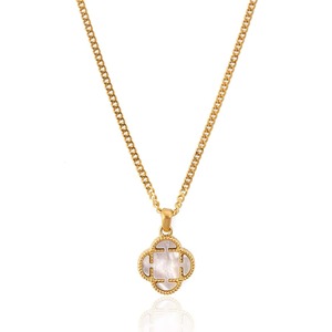 Onyx Clover White Stone Pendant (Gold)