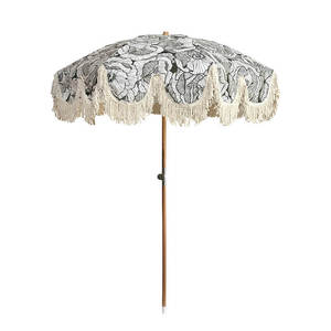 Products: Summer Sun Umbrella – Oxfordshire