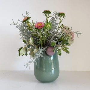 Pamela Vase