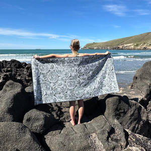 Products: Sandfree beach towel – Oxfordshire