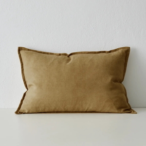 Products: Washed Linen Blend Cushion – Sergeant