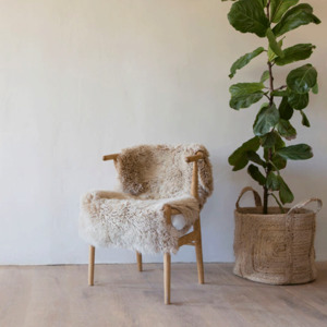Products: Shaggy Sheepskin, 1 + 1/2 Length
