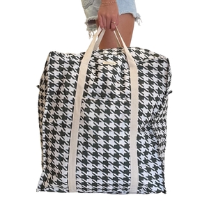Products: Stuffer bag – Oxfordshire Houndstooth