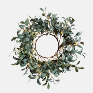 Christmas: Olive Wreath Light Up - Large