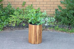 Outdoor: BISTRO Outdoor Round Wooden Pot/Planter (Dia34x50)