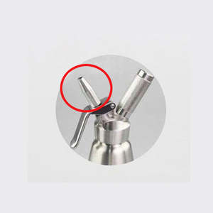 Accessories For Specials: Nitro Spout & adapter for Cream Whipper