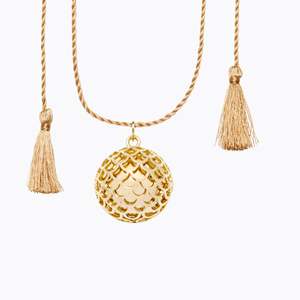 Maternity Necklaces: SOURCE Maternity Necklace