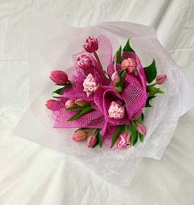 Modern Bouquets: Tulip Bunch