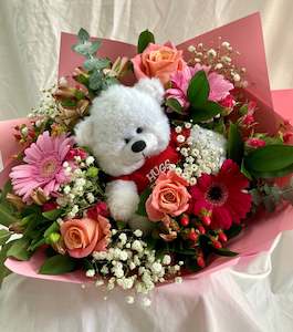 Modern Bouquets: Sweet As Can Bee