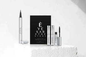 Make Up Cosmetics: The Eyes Are The Story Essentials Bundle