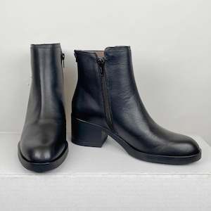 Wonders Aurelie black