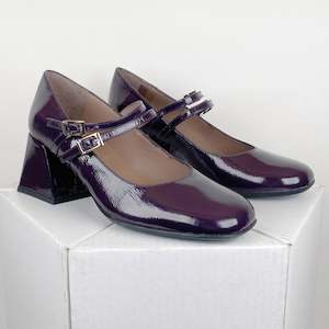 Wonders: Wonders Colette Plum