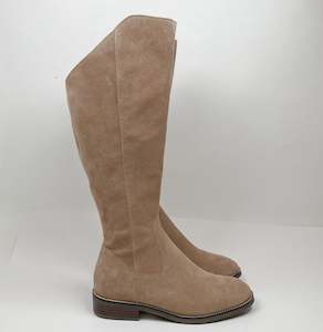 Tamara: Tamara Belky sand suede