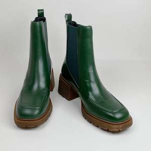 Boots: Mila raine favor forest green