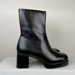 Valerias: Valerias Vija black