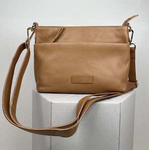 Bags: Adessa Evora tan