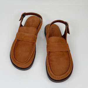 El Naturalista N5872 cuero