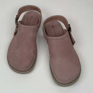 El Naturalista: El Naturalista N5871 malva