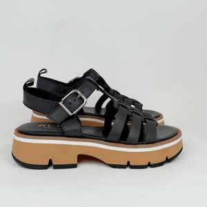Sandals: Alpe 5489 black