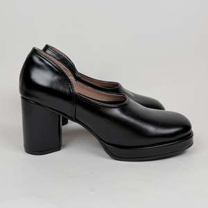 Heels: Marco d'alessi 252012 black