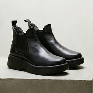 Fly London: Fly London Meme black