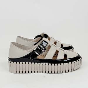 D&J Baytown black almond