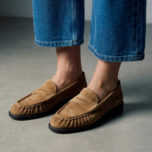 Flats: Alpe Oxford bonce kid suede