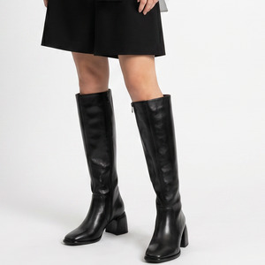EOS Charlotte black
