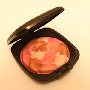 Products: Blush Bouquet – Pretty n Pink