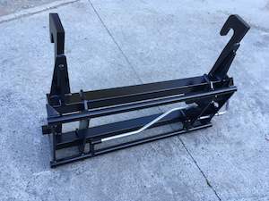 Adaptors: JCB Qfit to Euro Hitch Adaptor