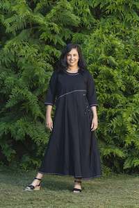 Deeanne Hobbs: Observe Dress - Black