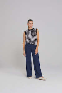 Thing Thing: Squiggle Vest -Lilac Noir