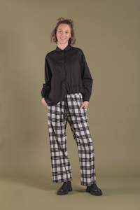 Deeanne Hobbs: Utah Shirt -Black