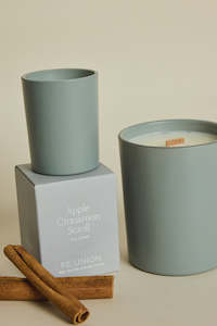 Homeware: Apple Cinnamon Scroll 60g Soy Candle