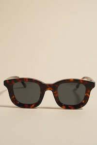 Chelsea Chunky Round Sunglasses - Torte