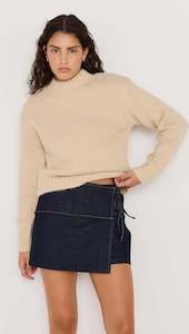 Avery Fluffy Sweater -Oat