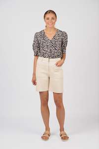 Knewe: Spin Short - Natural Denim