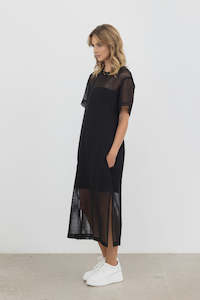 Snapshot Chic Dress - Black