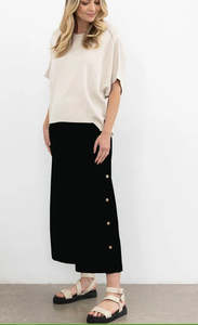 Mi Mosa: Tate 3/4 Pants - Black