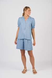 Knewe: Naomi Top - Light Blue