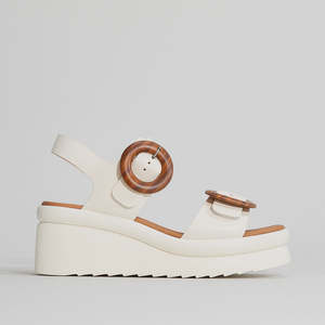 Eos: Menorcas Sandal - Bone