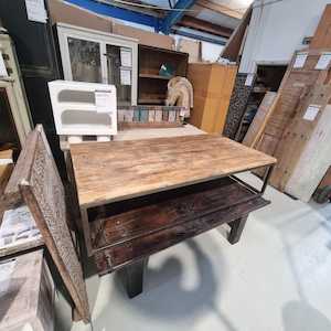 Old Oak Large Coffee table