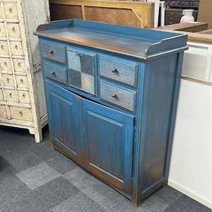 Antiques: Vintage Style Blue Cabinet