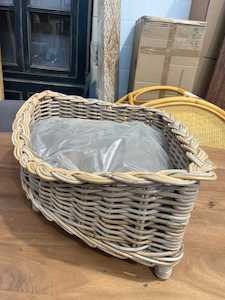 Cushion: Rattan Pet Basket W Cushion - Small