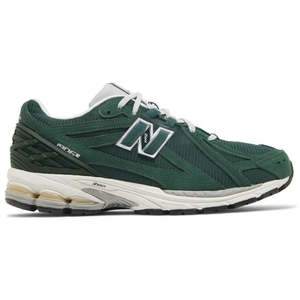 Womens: New Balance 1906R Nightwatch Green