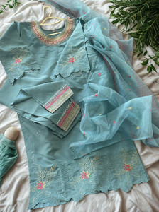 Reva Salwar Suit Set with Dupatta Inayat By AV