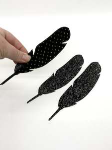 Tinch: Single Feather Magnet - Black with Gold Dots