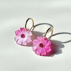 Hagen Co: Wildflower Earrings - Magenta